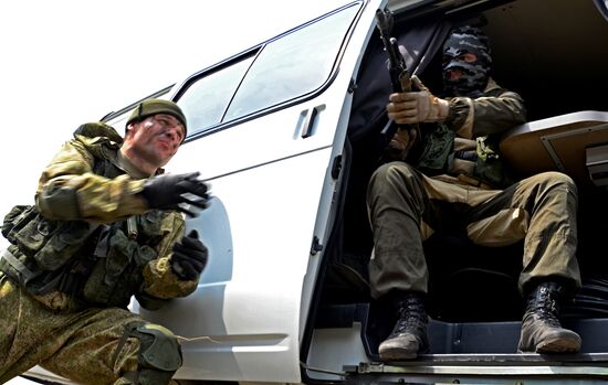 Training of Eastern MD motorized rifle formation in Khabarovsk