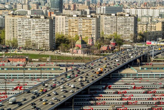 Rizhskaya elevated road in Moscow