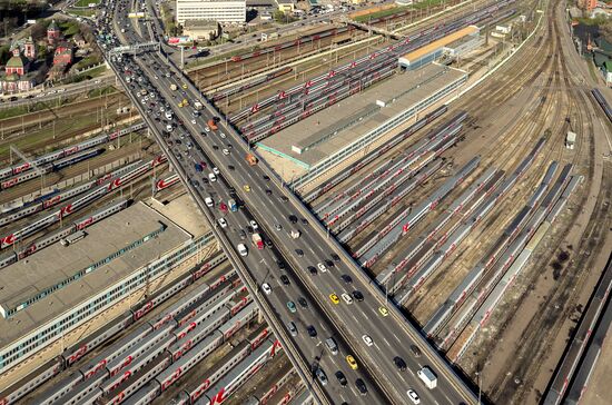 Rizhskaya elevated road in Moscow