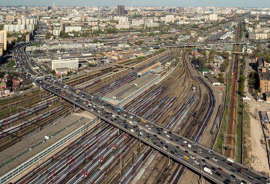 Rizhskaya elevated road in Moscow