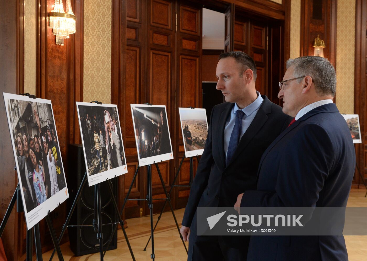 "Photos Chronicle Syria War" exhibition unveiled in Vienna