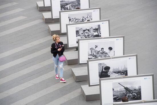 War time photos featured in Moscow's Muzeon Park