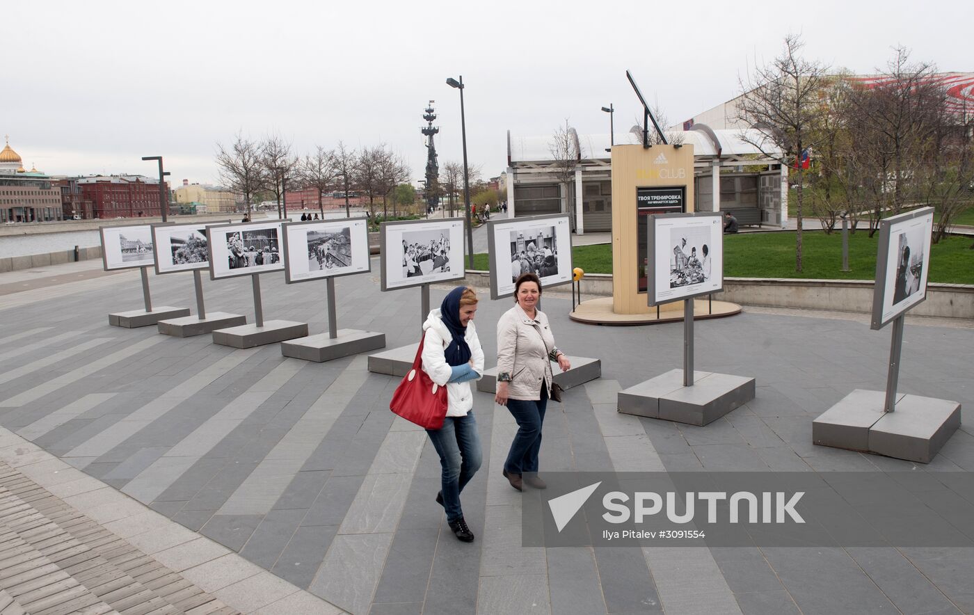 War time photos featured in Moscow's Muzeon Park