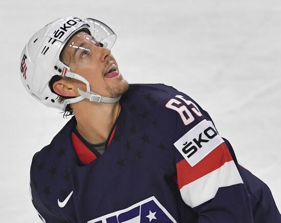 2017 IIHF World Championship. USA vs. Germany