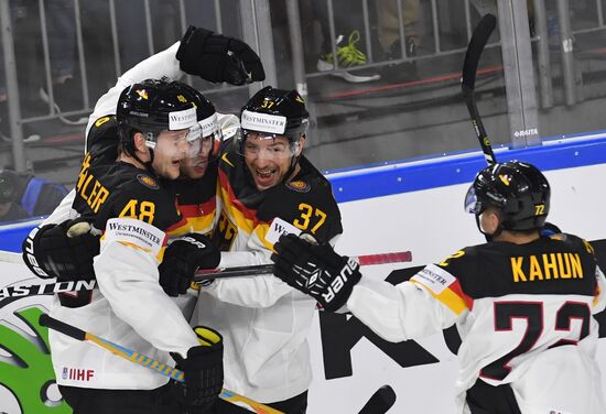 Ice Hockey World Championship. USA vs. Germany