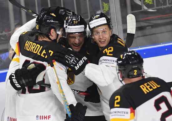 Ice Hockey World Championship. USA vs. Germany