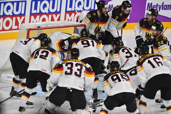 2017 IIHF World Championship. USA vs. Germany