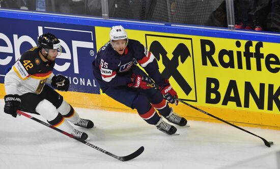 Ice Hockey World Championship. USA vs. Germany