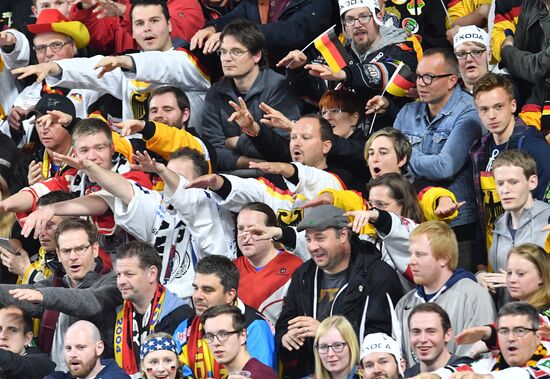 Ice Hockey World Championship. USA vs. Germany