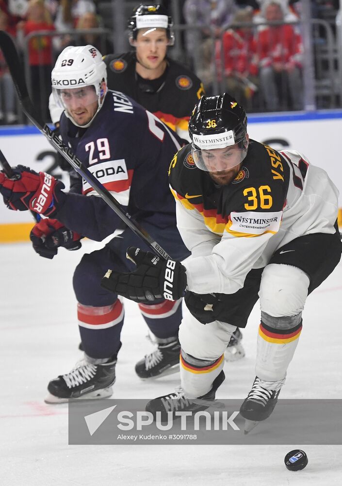 Ice Hockey World Championship. USA vs. Germany