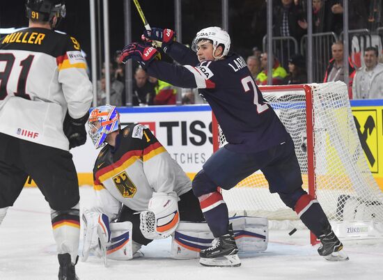 Ice Hockey World Championship. USA vs. Germany