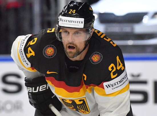 Ice Hockey World Championship. USA vs. Germany