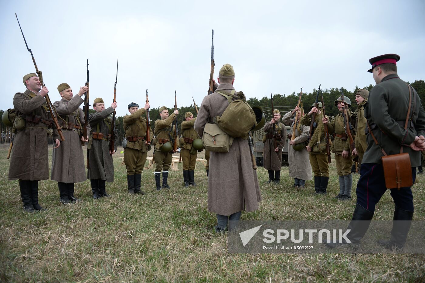 Military-historical reenactment in Yekaterinburg