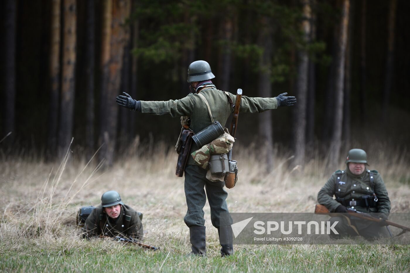 Military-historical reenactment in Yekaterinburg