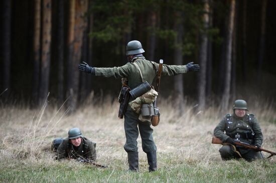 Military-historical reenactment in Yekaterinburg