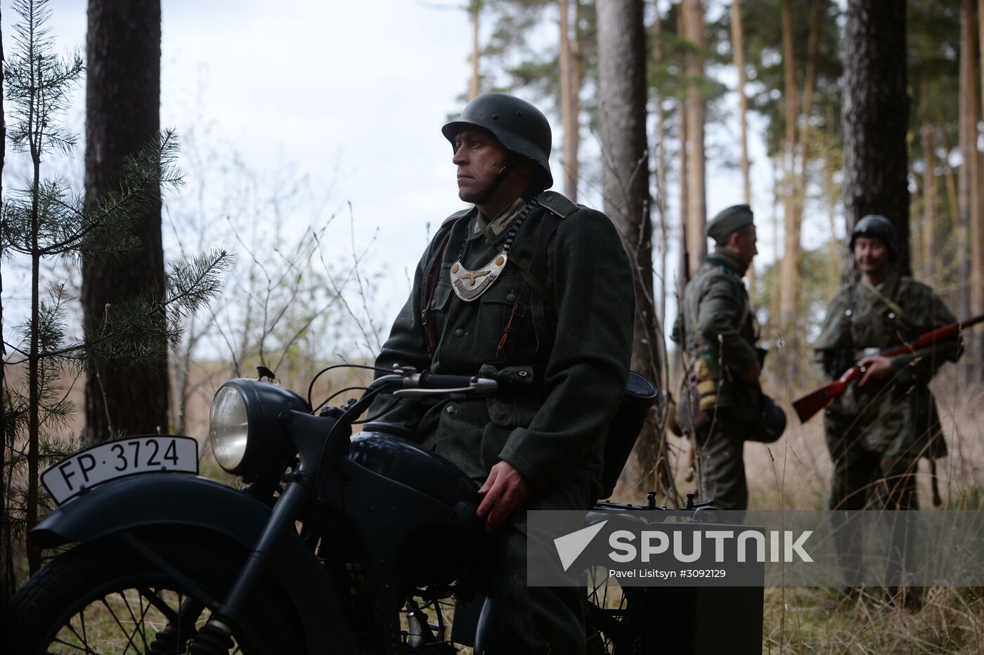 Military-historical reenactment in Yekaterinburg