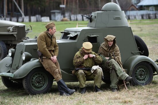 Military-historical reenactment in Yekaterinburg