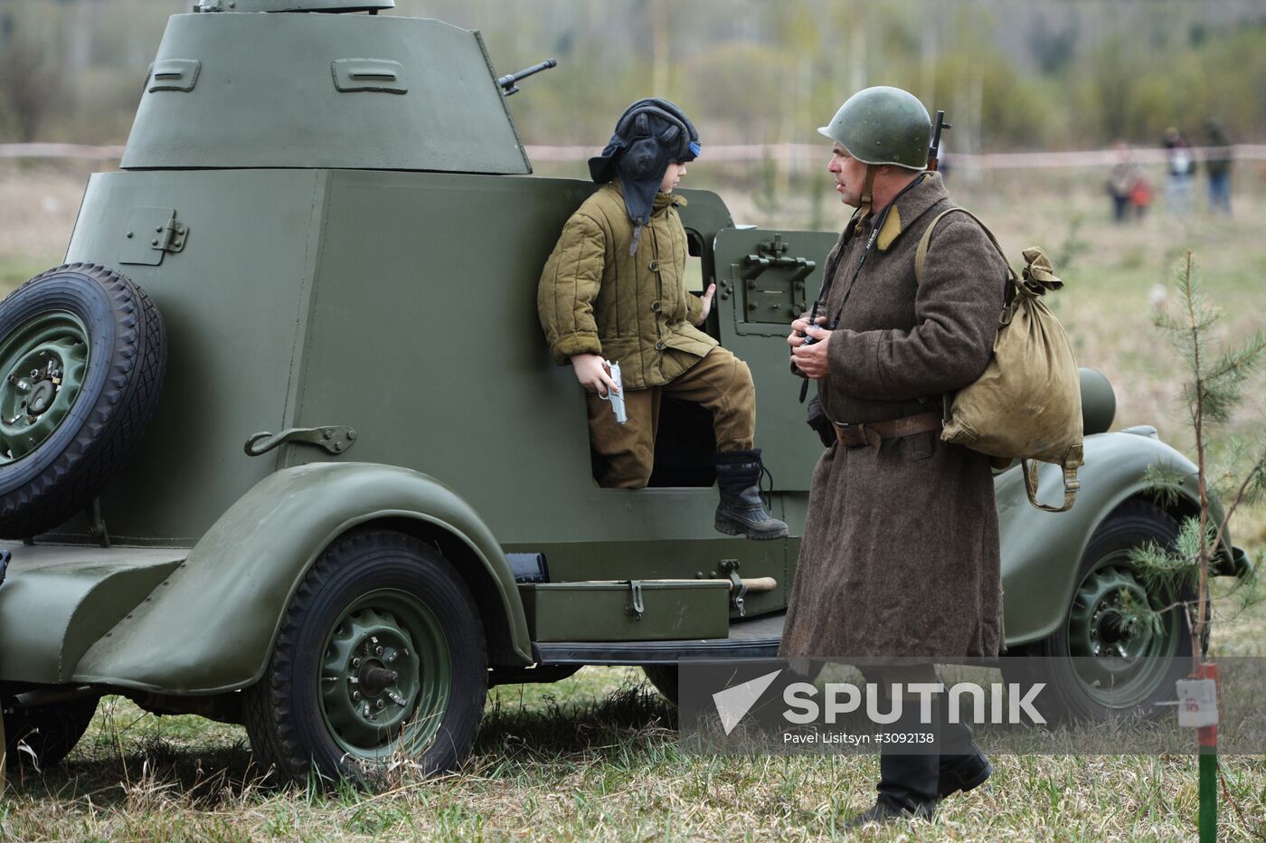 Military-historical reenactment in Yekaterinburg