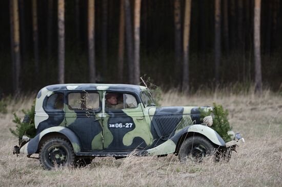 Military-historical reenactment in Yekaterinburg