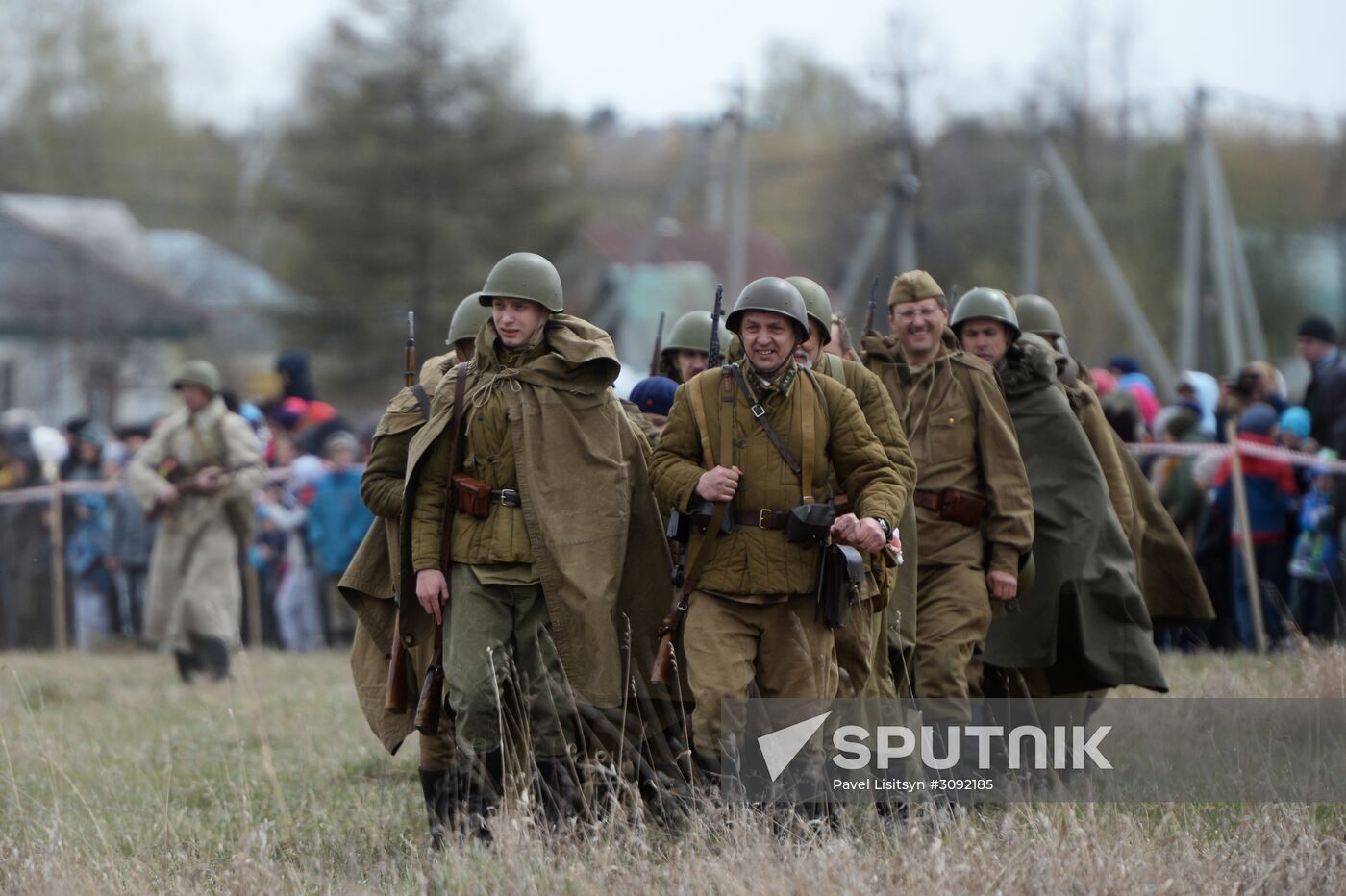 Military-historical reenactment in Yekaterinburg