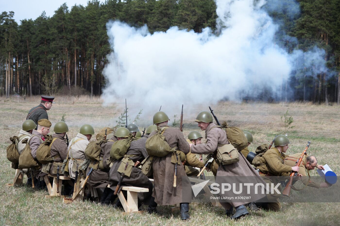 Military-historical reenactment in Yekaterinburg
