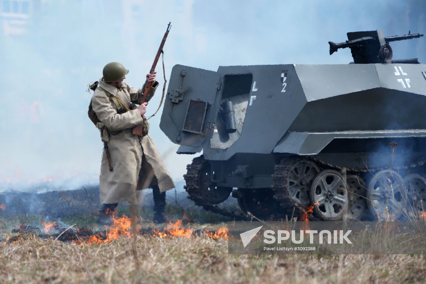 Military-historical reenactment in Yekaterinburg