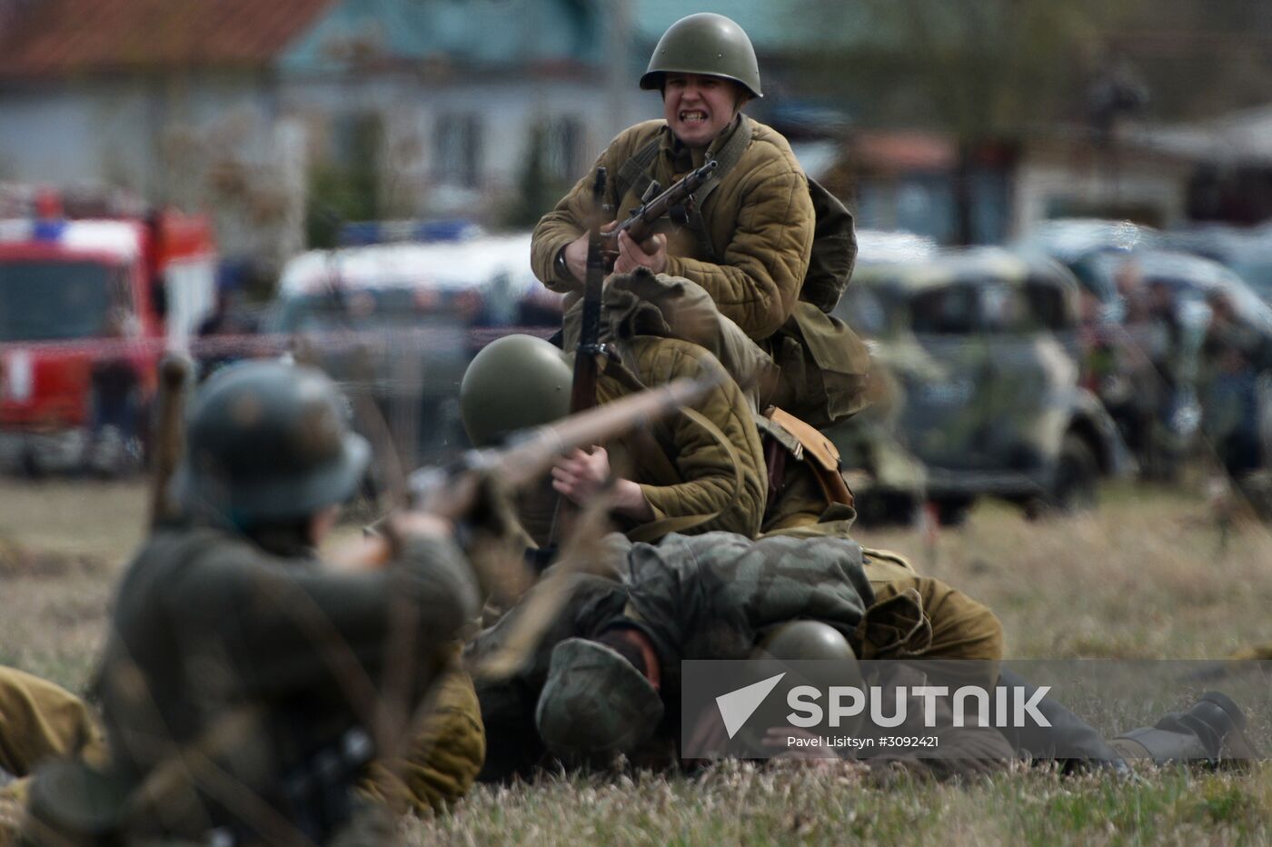 Military-historical reenactment in Yekaterinburg