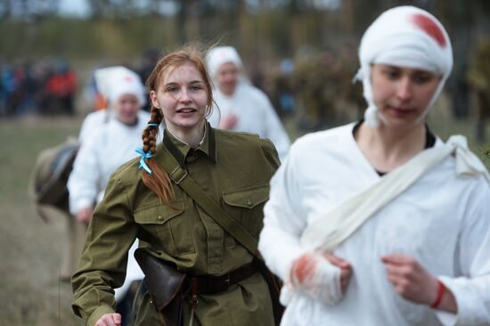 Military-historical reenactment in Yekaterinburg