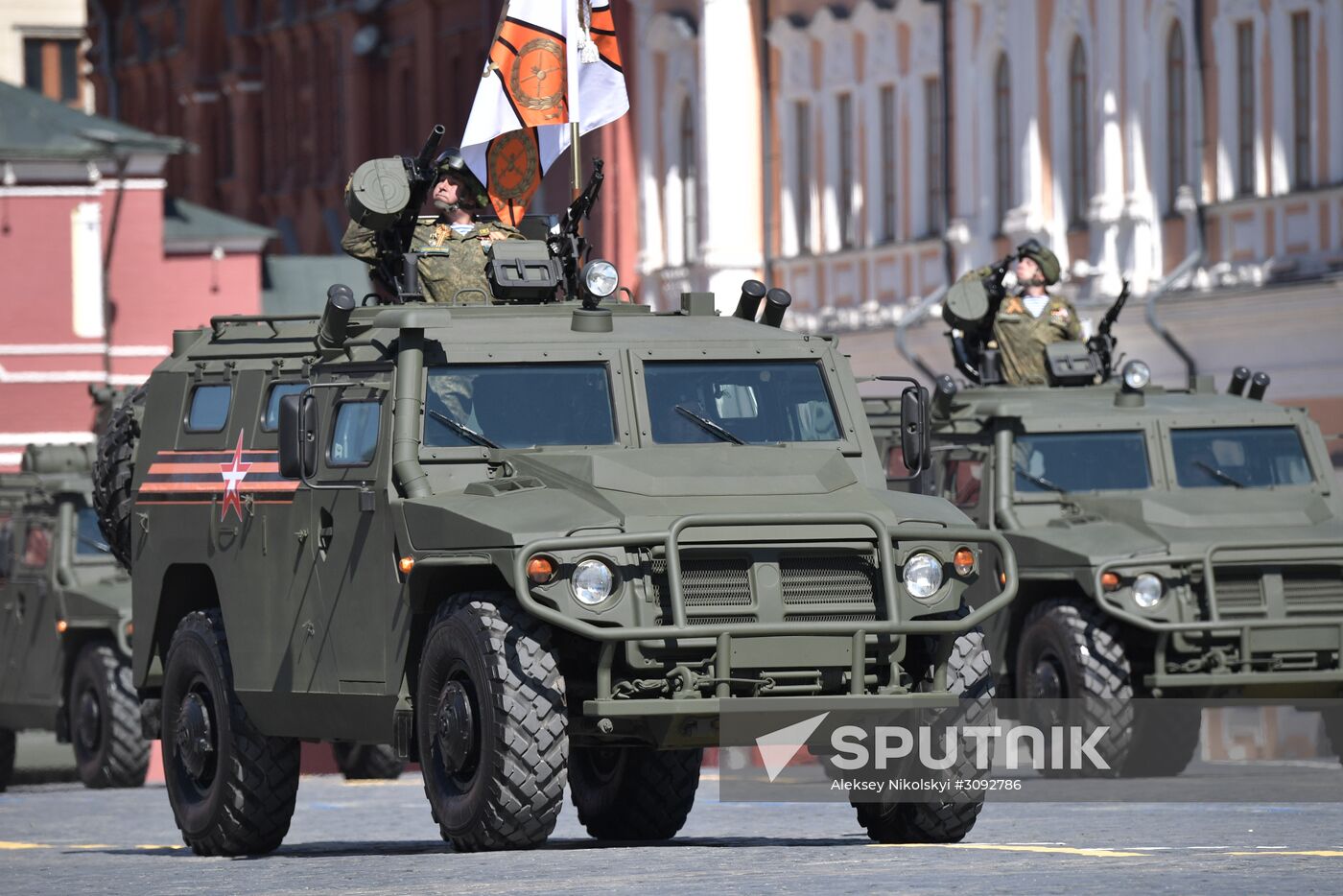 Final rehearsal of military parade marking 72nd anniversary of victory in Great Patriotic War