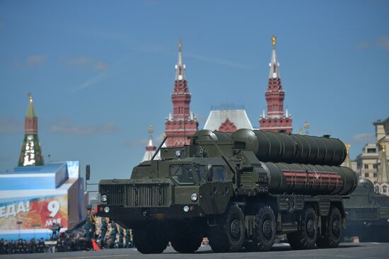 Final rehearsal of military parade marking 72nd anniversary of victory in Great Patriotic War