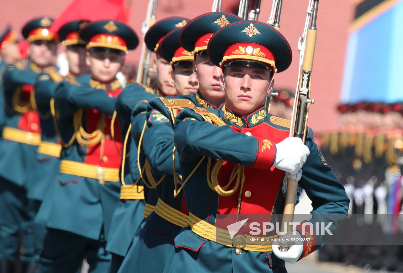 Final rehearsal of military parade marking 72nd anniversary of victory in Great Patriotic War