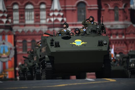 Final rehearsal of military parade marking 72nd anniversary of victory in Great Patriotic War