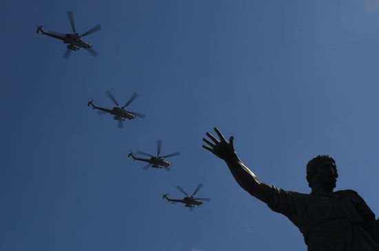 Final rehearsal of military parade marking 72nd anniversary of victory in Great Patriotic War