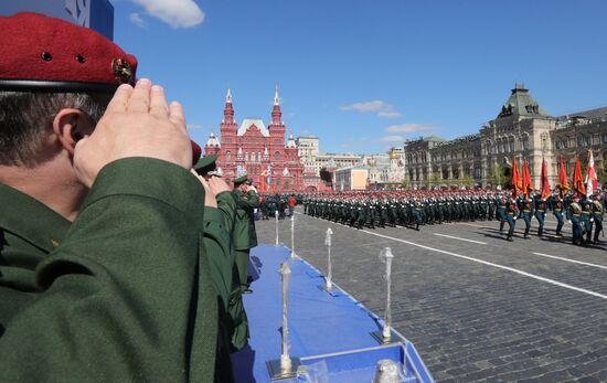 Final rehearsal of military parade marking 72nd anniversary of victory in Great Patriotic War