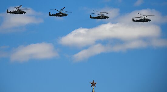 Dress rehearsal of military parade marking 72nd anniversary of Victory in Great Patriotic War