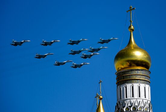 Dress rehearsal of military parade marking 72nd anniversary of Victory in Great Patriotic War