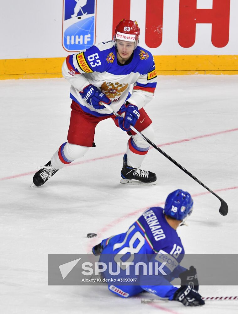 2017 IIHF World Championship. Italy vs. Russia