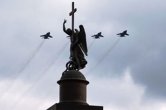 Run-through of Victory Day parade in St. Petersburg