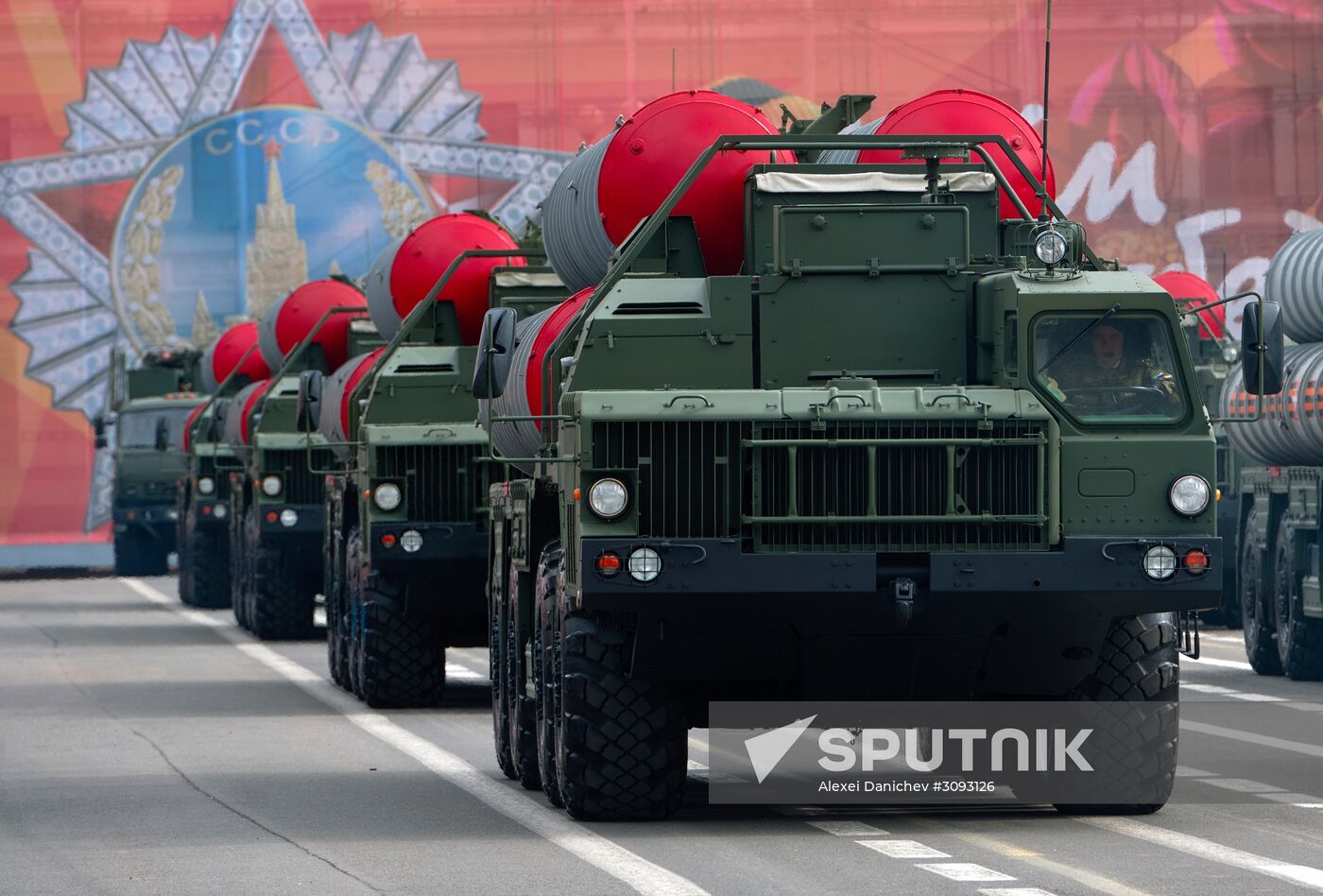 Run-through of Victory Day parade in St. Petersburg