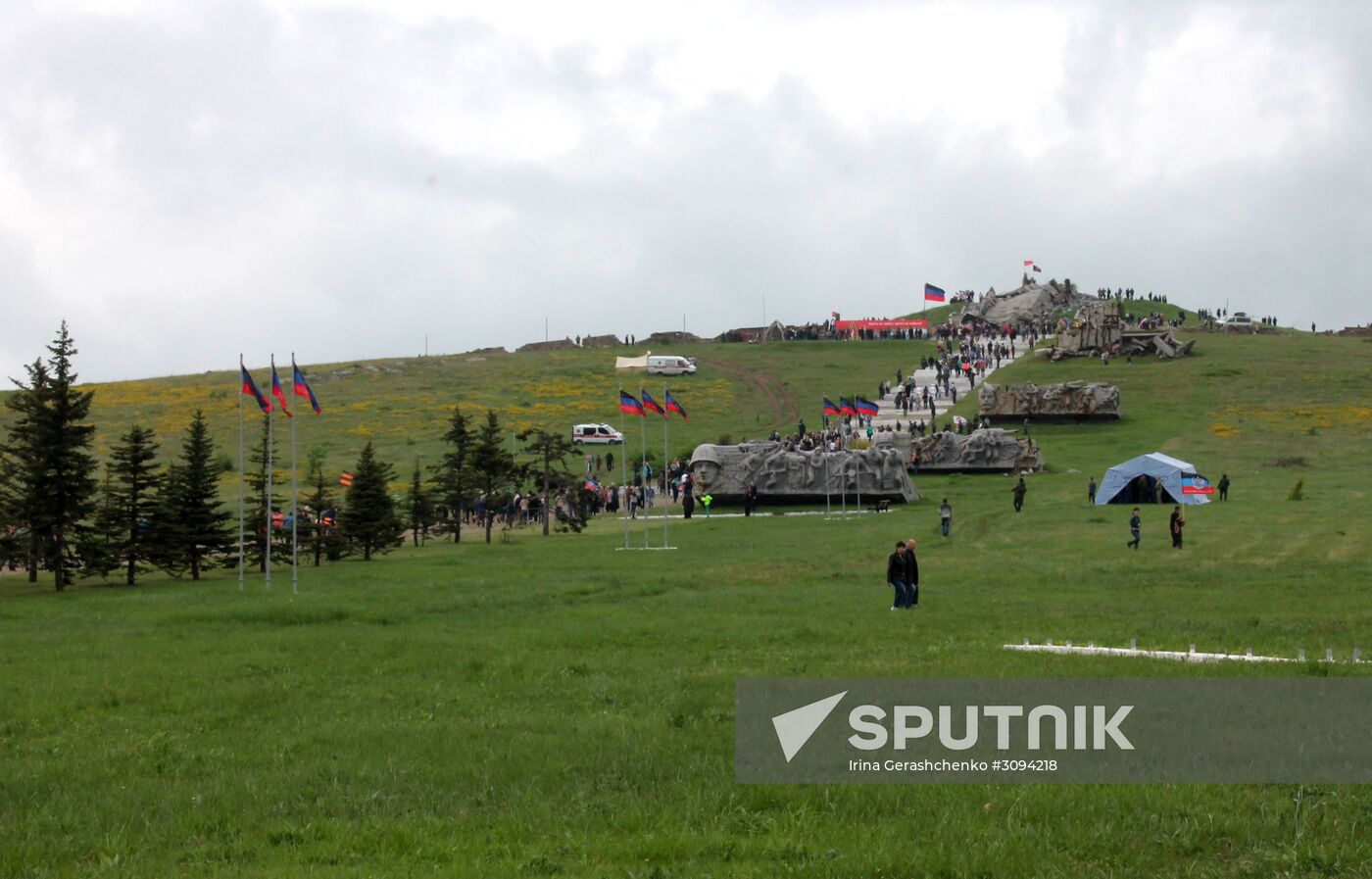 Events marking the Victory Day near Saur-Mogila, Donetsk Region