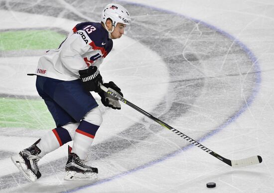 2017 IIHF World Championship. USA vs. Sweden