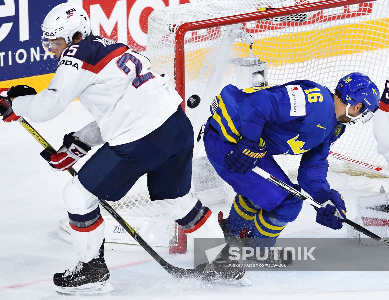 2017 IIHF World Championship. USA vs. Sweden