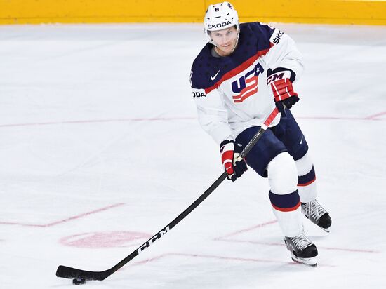 2017 IIHF World Championship. USA vs. Sweden