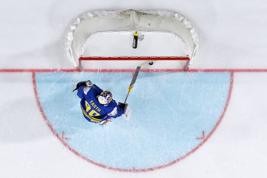 2017 IIHF World Championship. USA vs. Sweden