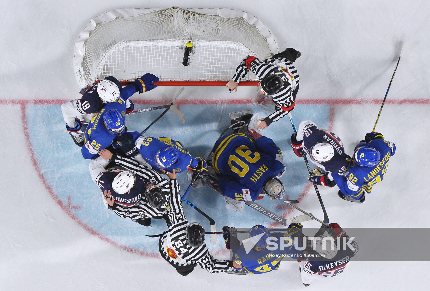 2017 IIHF World Championship. USA vs. Sweden