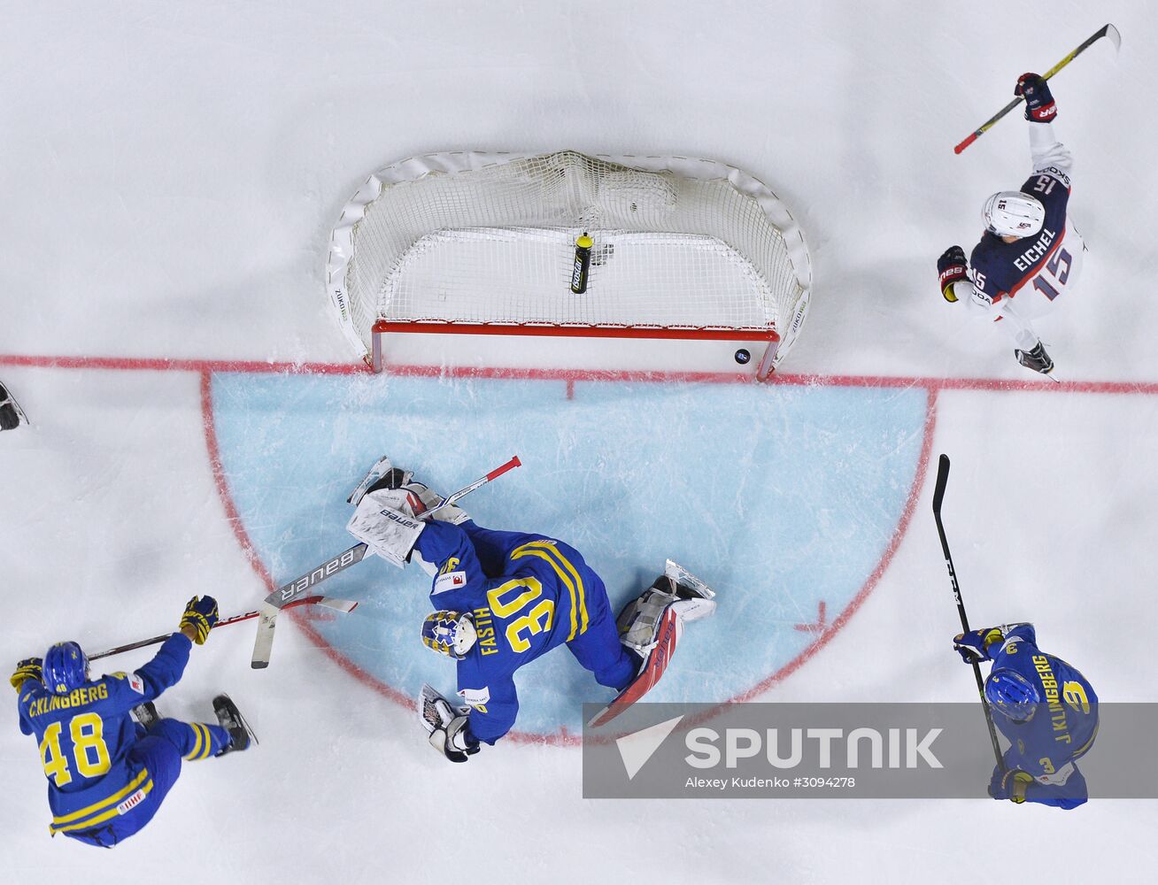 2017 IIHF World Championship. USA vs. Sweden