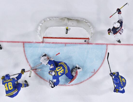 2017 IIHF World Championship. USA vs. Sweden