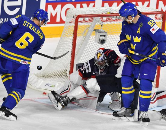 2017 IIHF World Championship. USA vs. Sweden