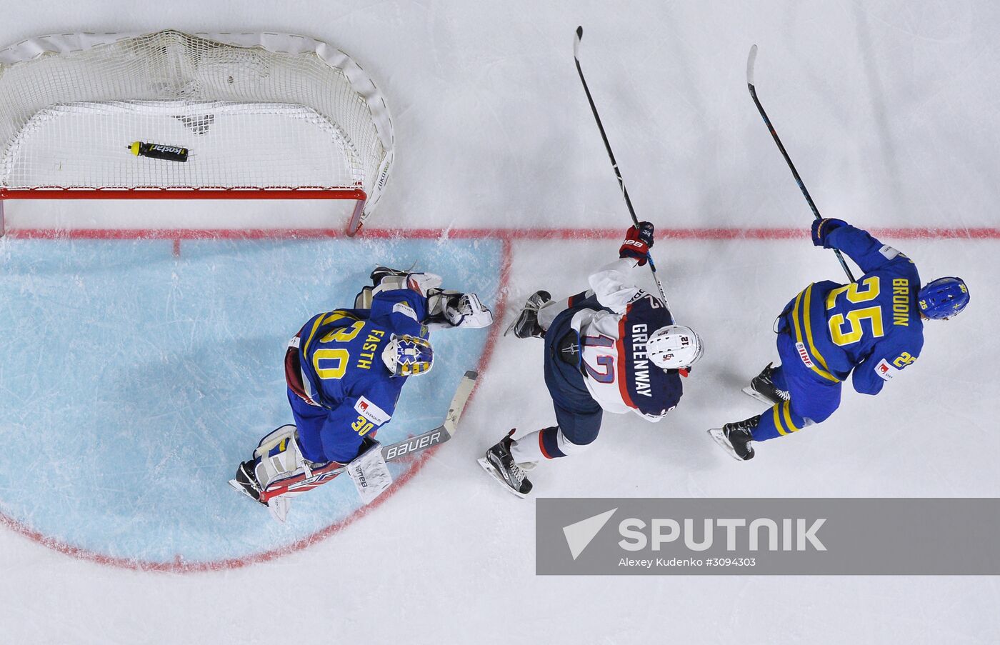 2017 IIHF World Championship. USA vs. Sweden