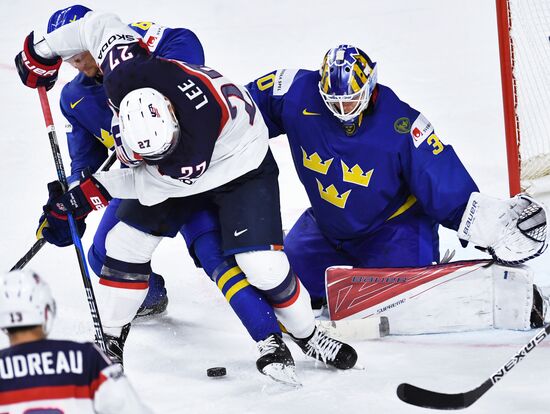 2017 IIHF World Championship. USA vs. Sweden